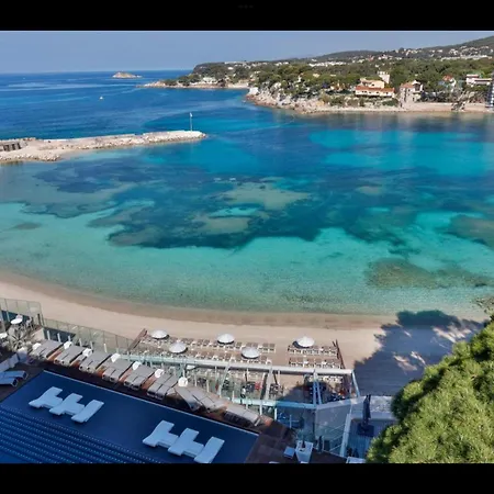 Very In Center Apartment